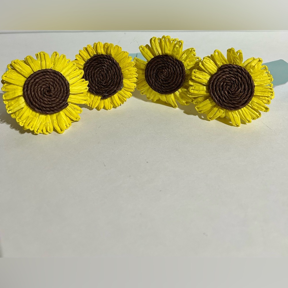 Sunflower Yellow Napkin Rings 2” Woven Raffia Spring Summer Place Set 4 NEW